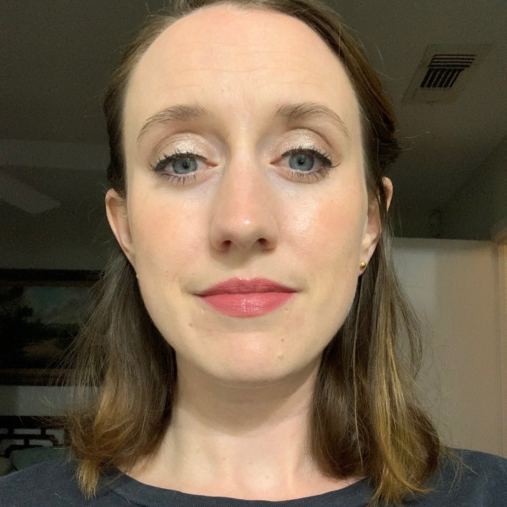 Meet your Posher, Laura